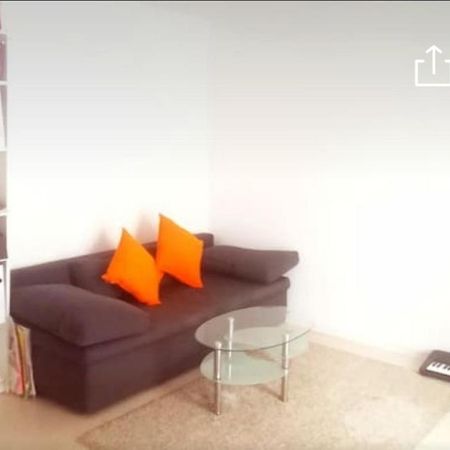 Helles Zimmer Mit Balkon Zwischen Uni Und Altstadt Regensburg Luaran gambar