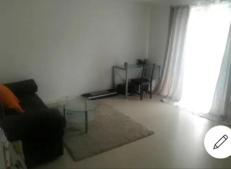 Helles Zimmer Mit Balkon Zwischen Uni Und Altstadt Regensburg Luaran gambar